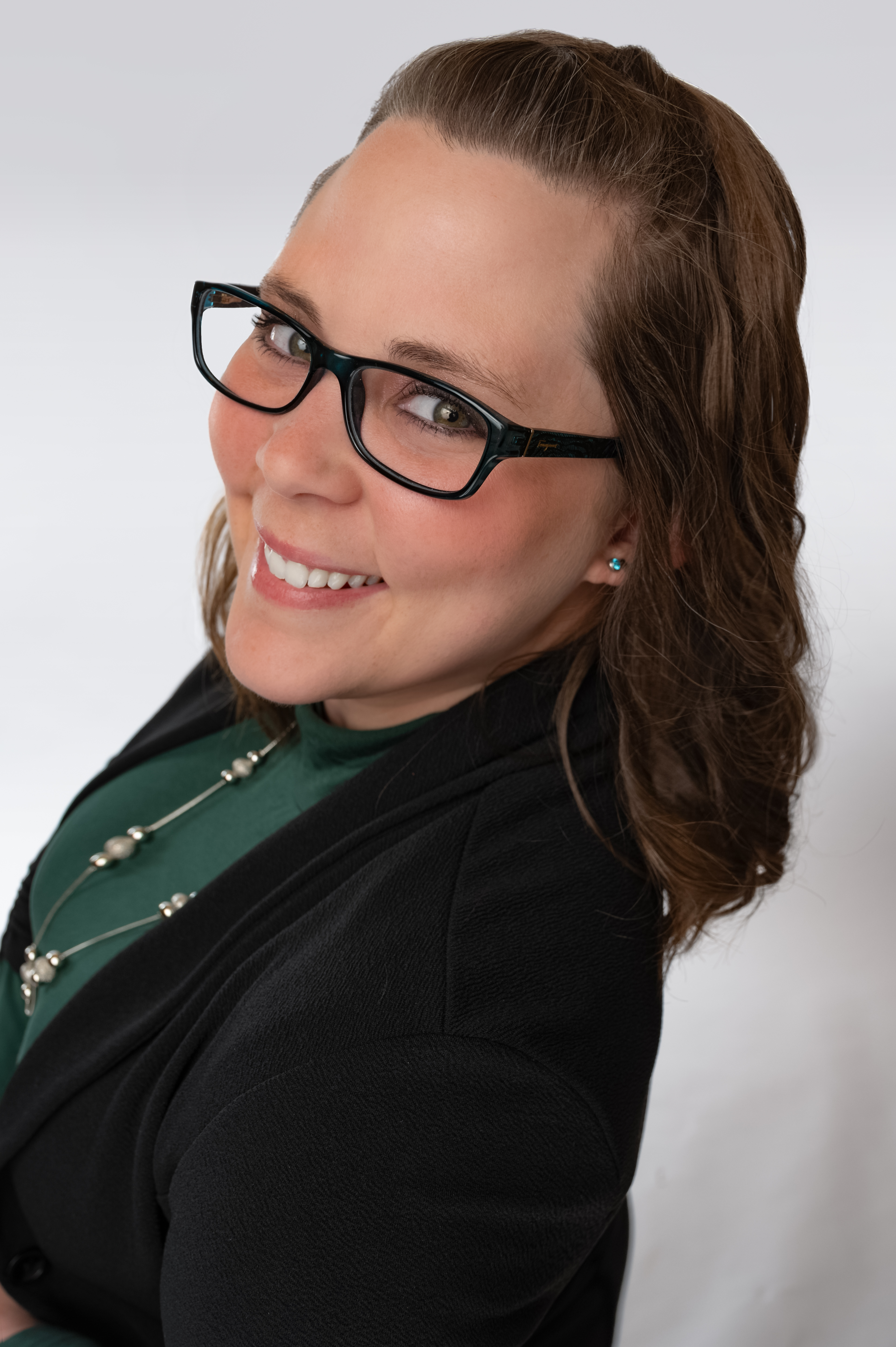 Hannah Schroeder's 2023 Professional Headshot
