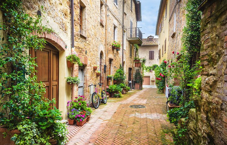 italian street