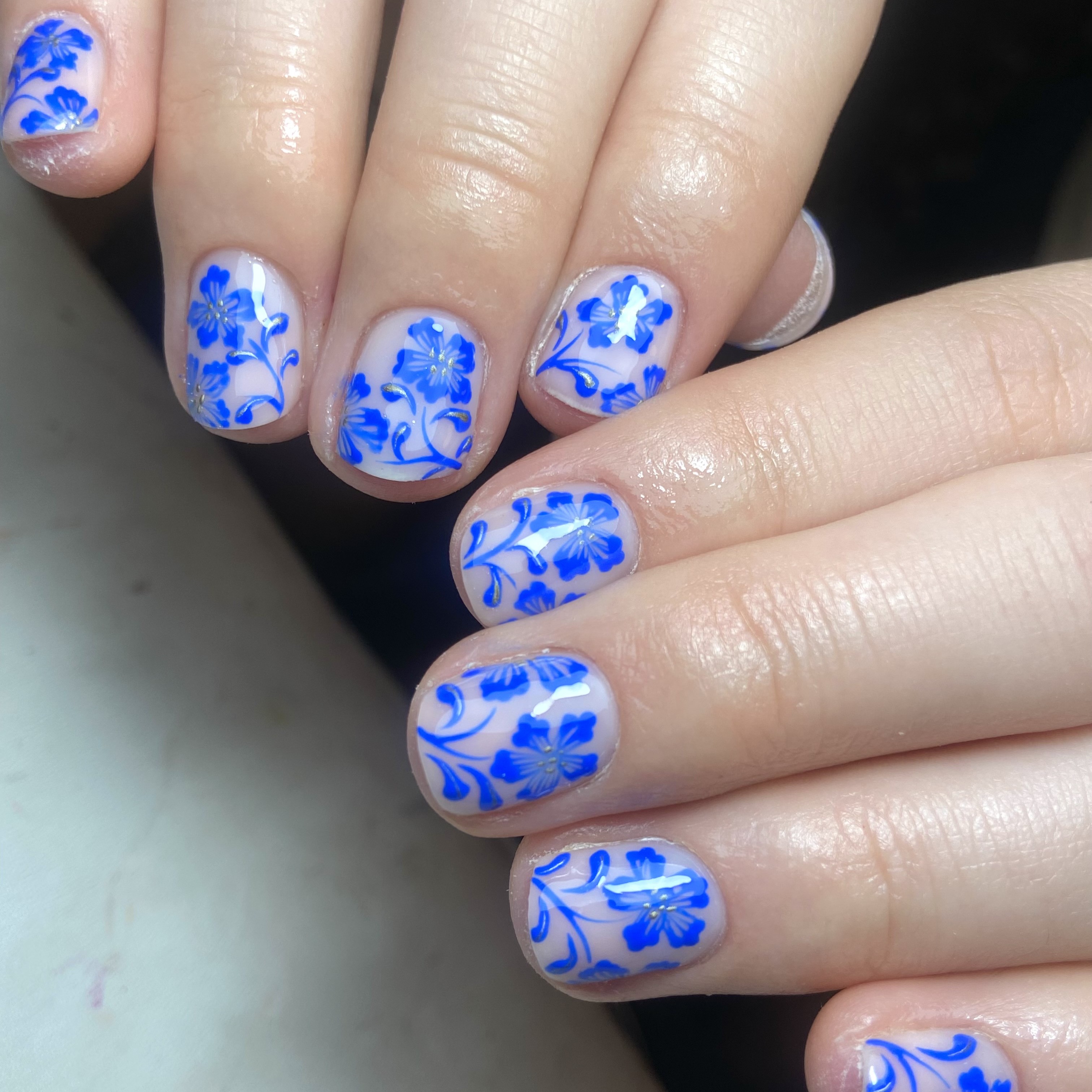 example-nails-bottom-left