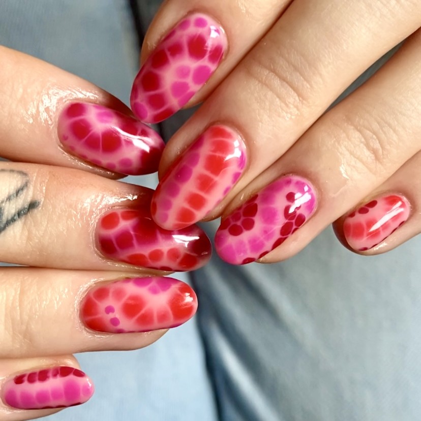 example-nails-bottom-middle