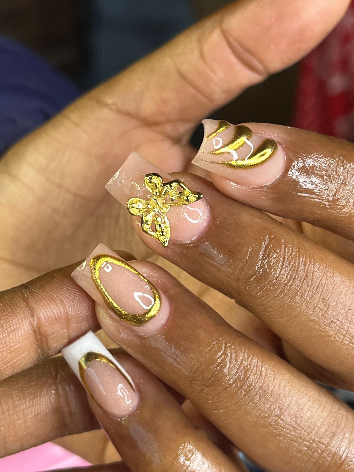 gold-nails