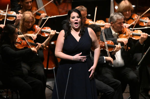 Opera music performance