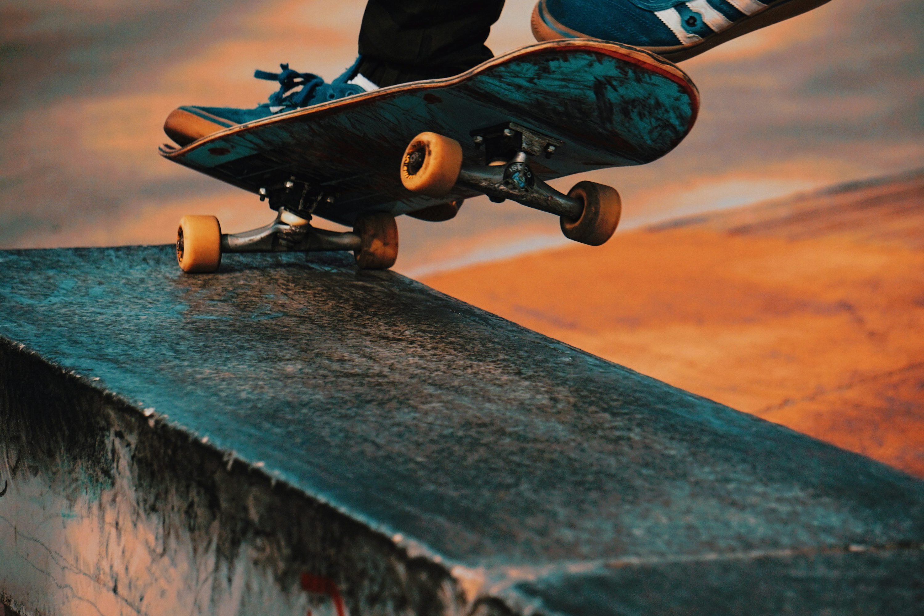 Skateboard image