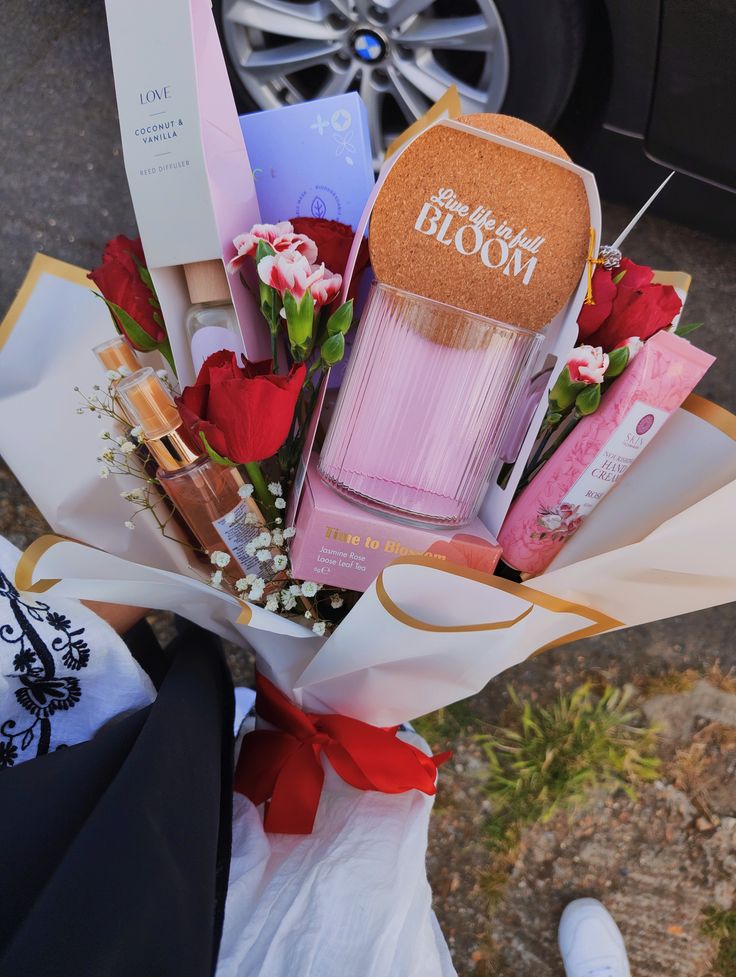 A picture of a pink gift bouquet