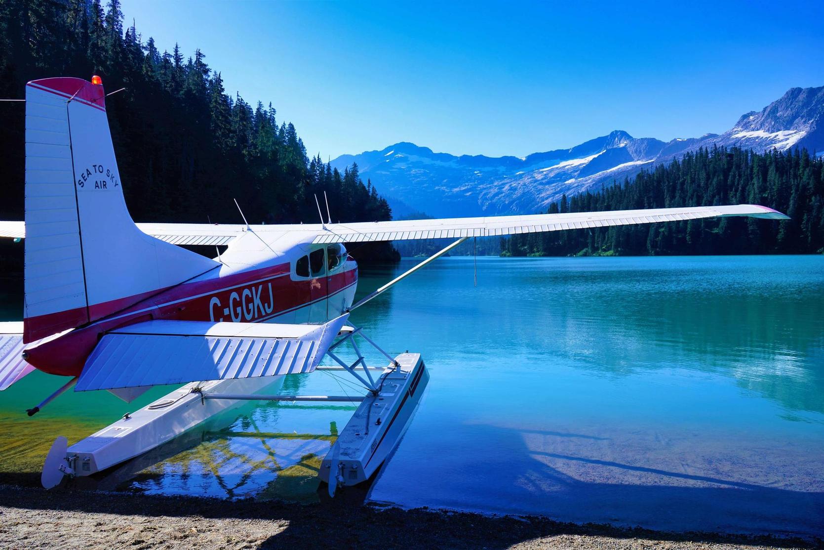 Sea-to-sky-air-seaplane-on-glacial-lake