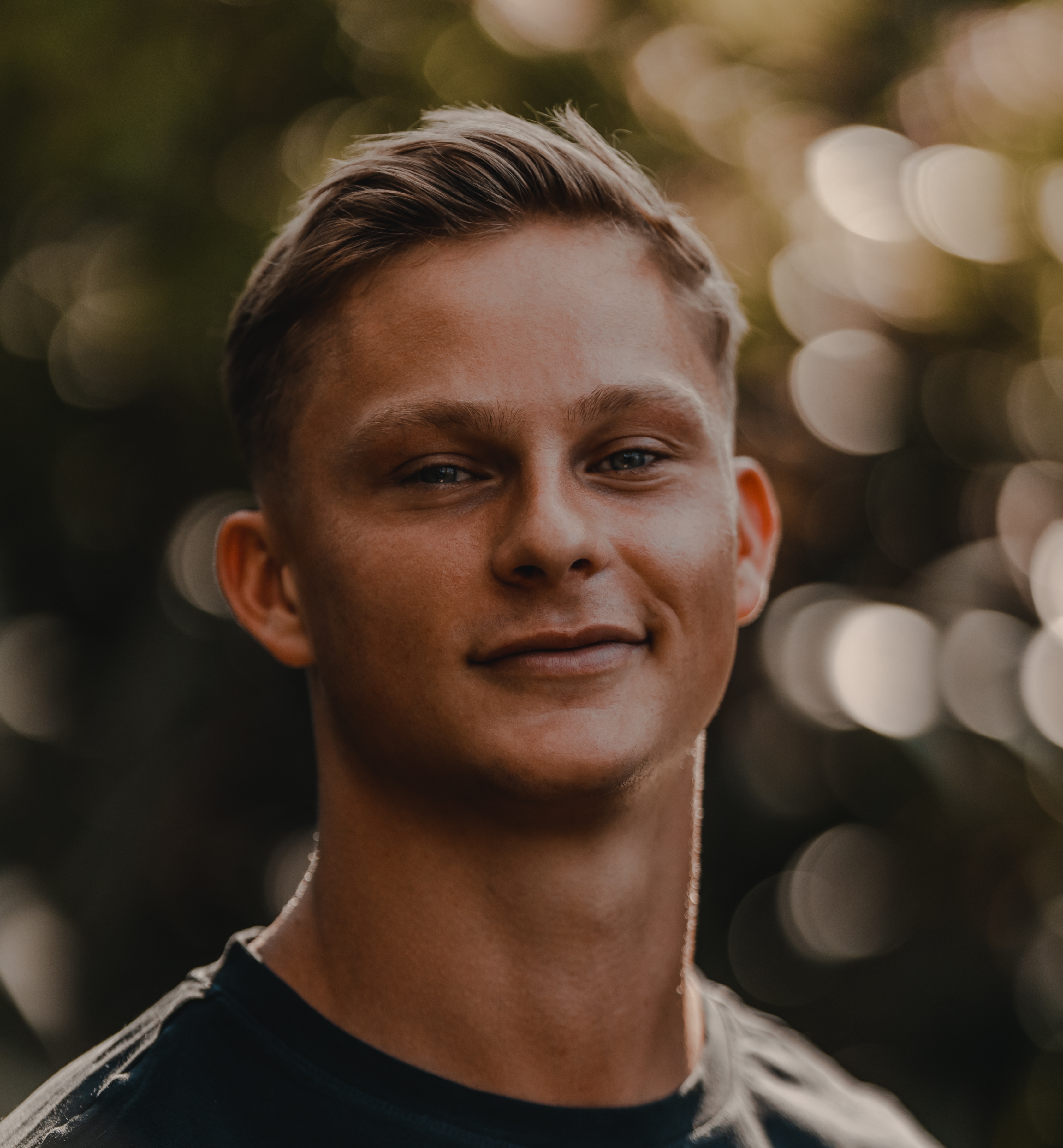 Harry Thorn Headshot