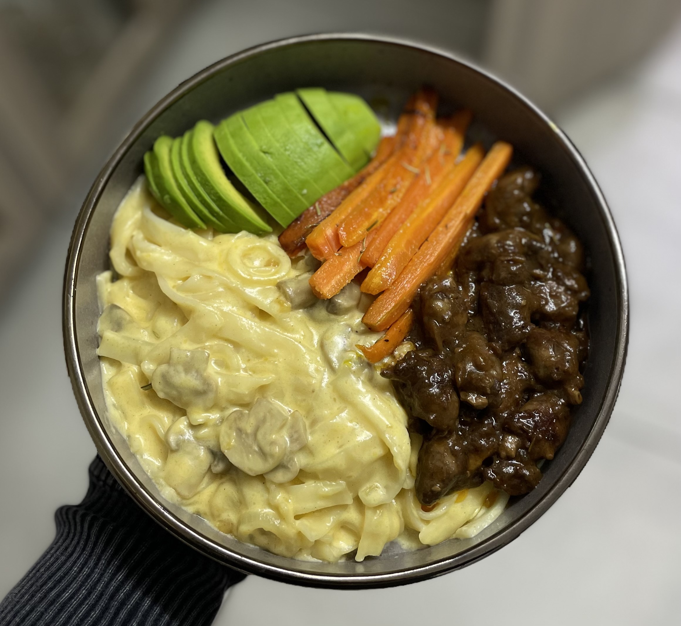 Creamy Pasta and Chicken Hearts