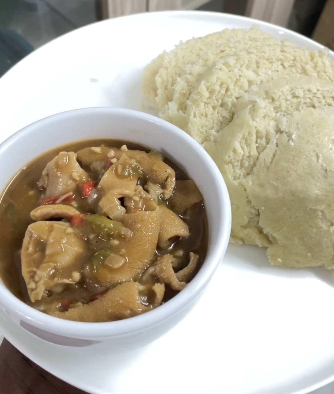 Steamed Bread with Mogodu