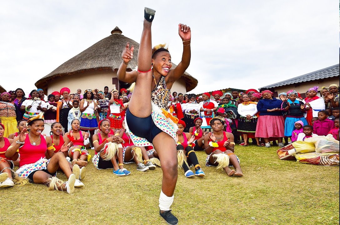  Maiden dancing indlamu