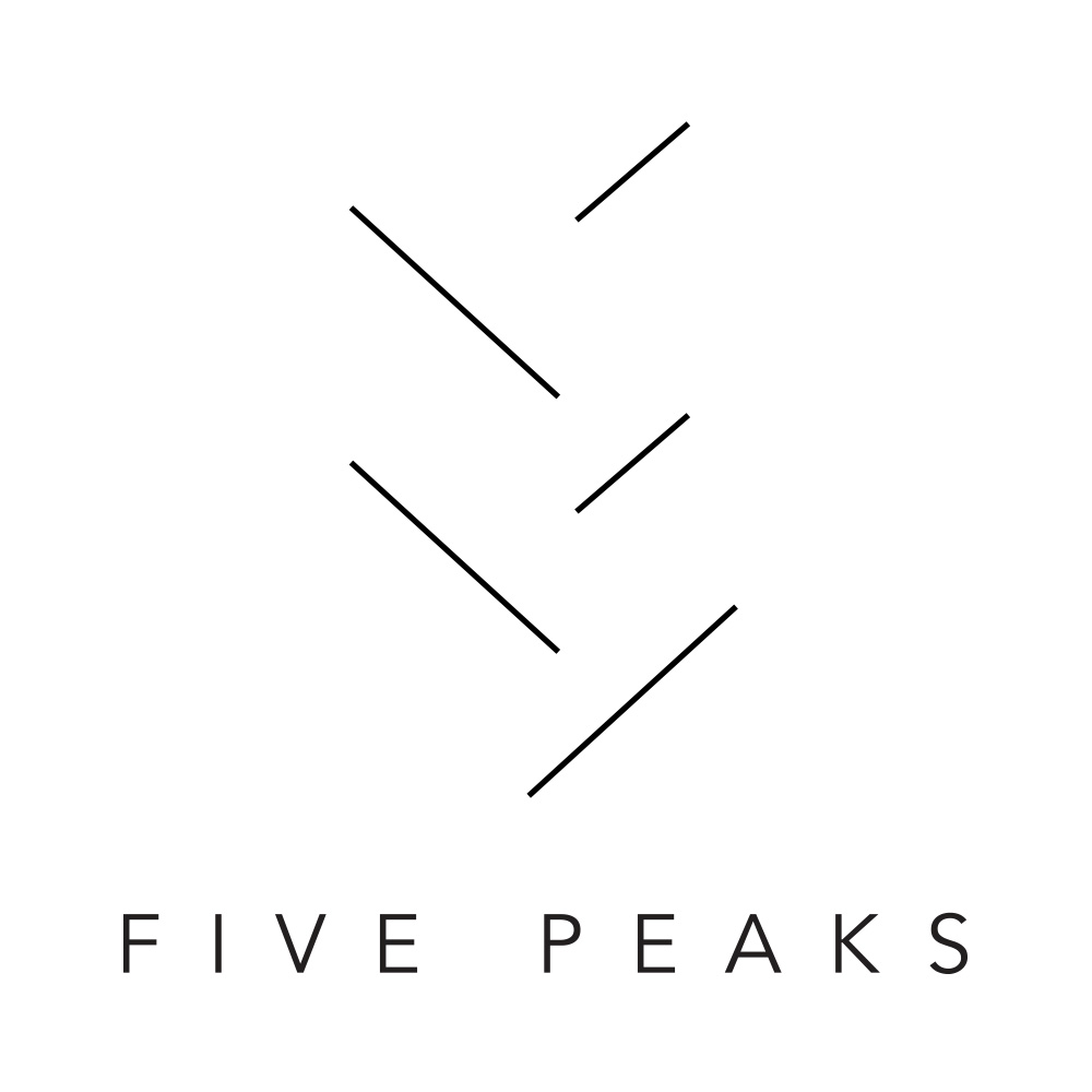Five Peaks Chalet's Logo