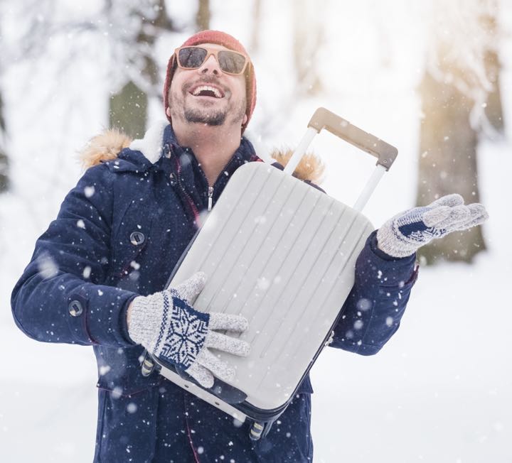 Ship Luggage, Skis, Snowboards, and All of Your Winter Gear Ship