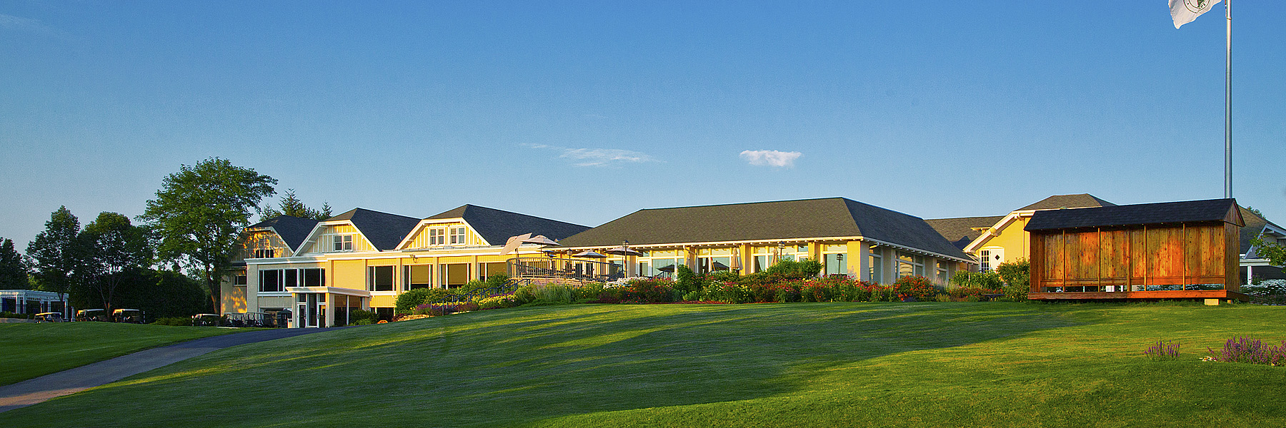 Tripoli Country Club's Logo