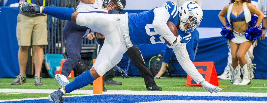 Indianapolis Colts tight end Eric Ebron (85) catches a touchdown in the second half against the Houston Texans at Lucas Oil Stadium.