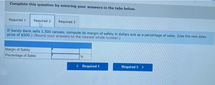 follows: Number of canoes produced and sold 450 650 800 es Total