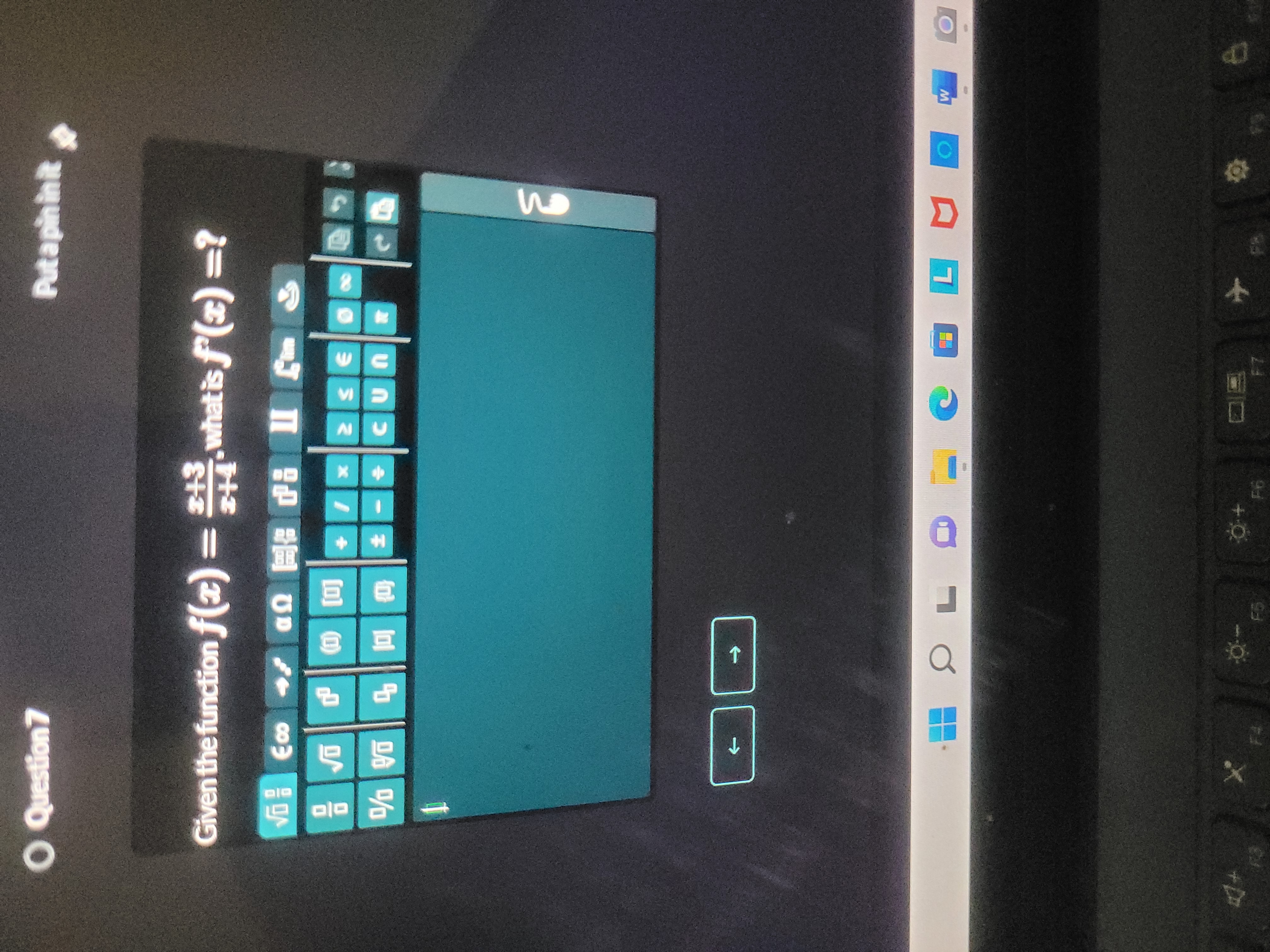 S 4 5 6 7 CO COQuestion 7 Put a pin in