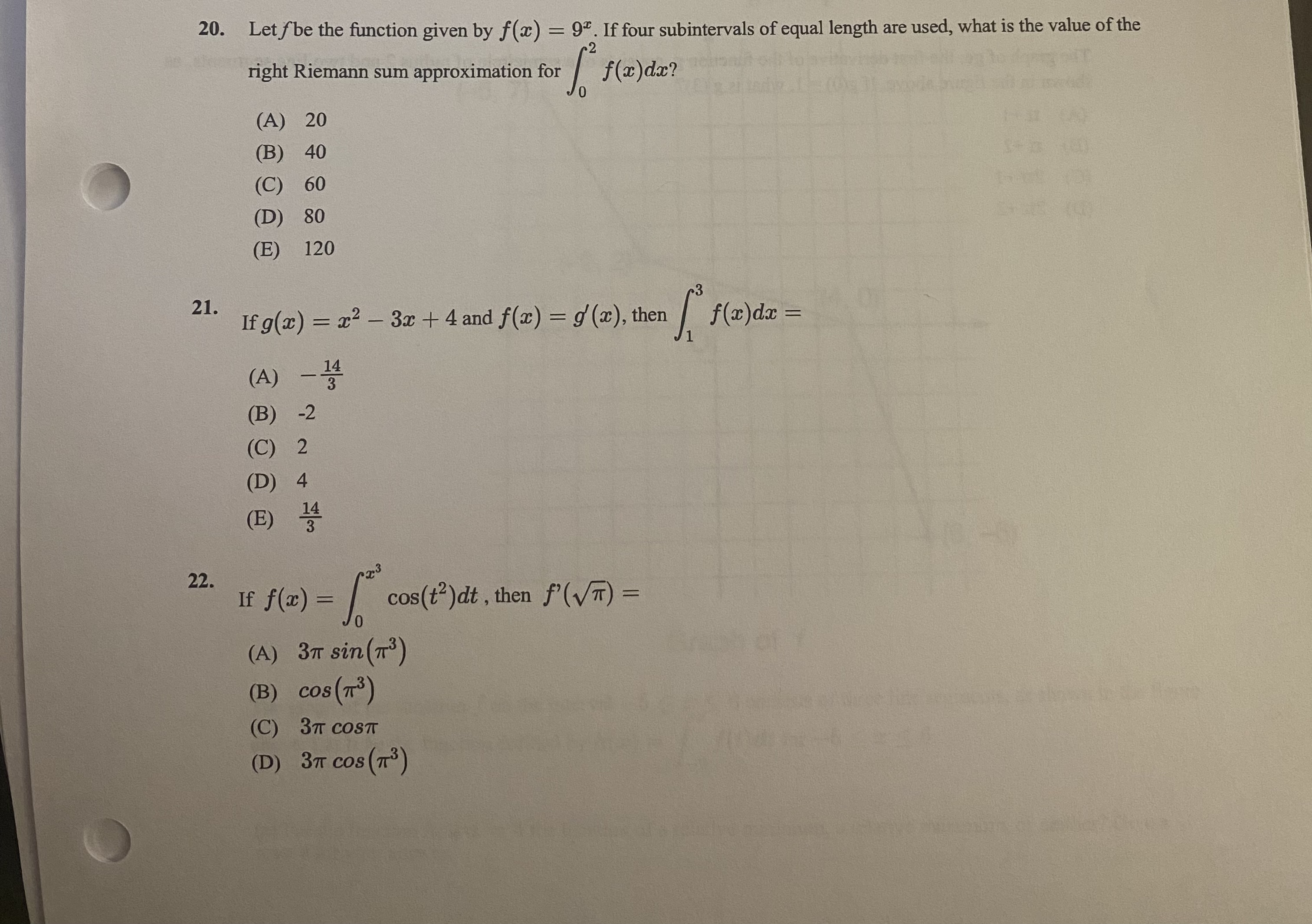 the right Riemann sum approximation for / f(x) da? (A) 20 (B)
