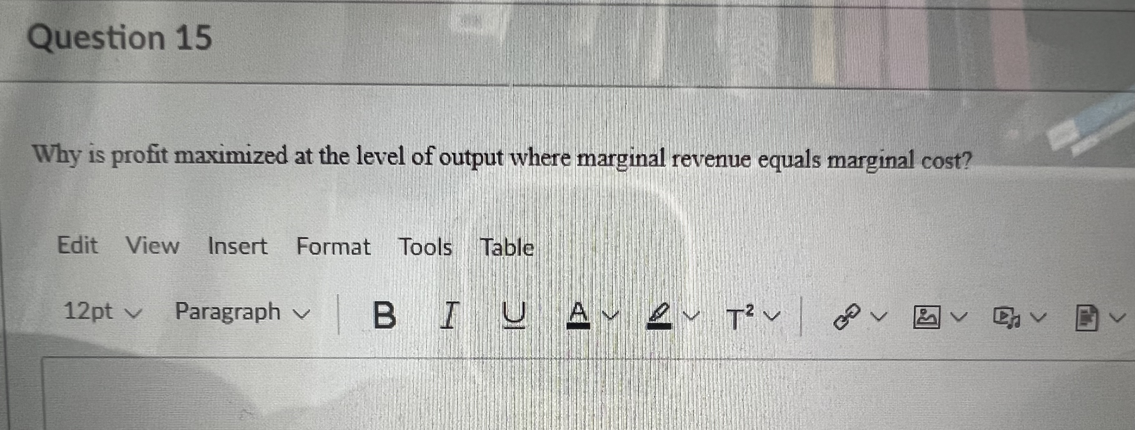 I'm struggling in this question, please help me explain. Thank you
