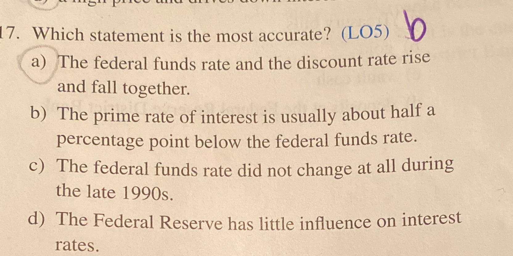 funds rate and the discount rate rise and fall together. b) The