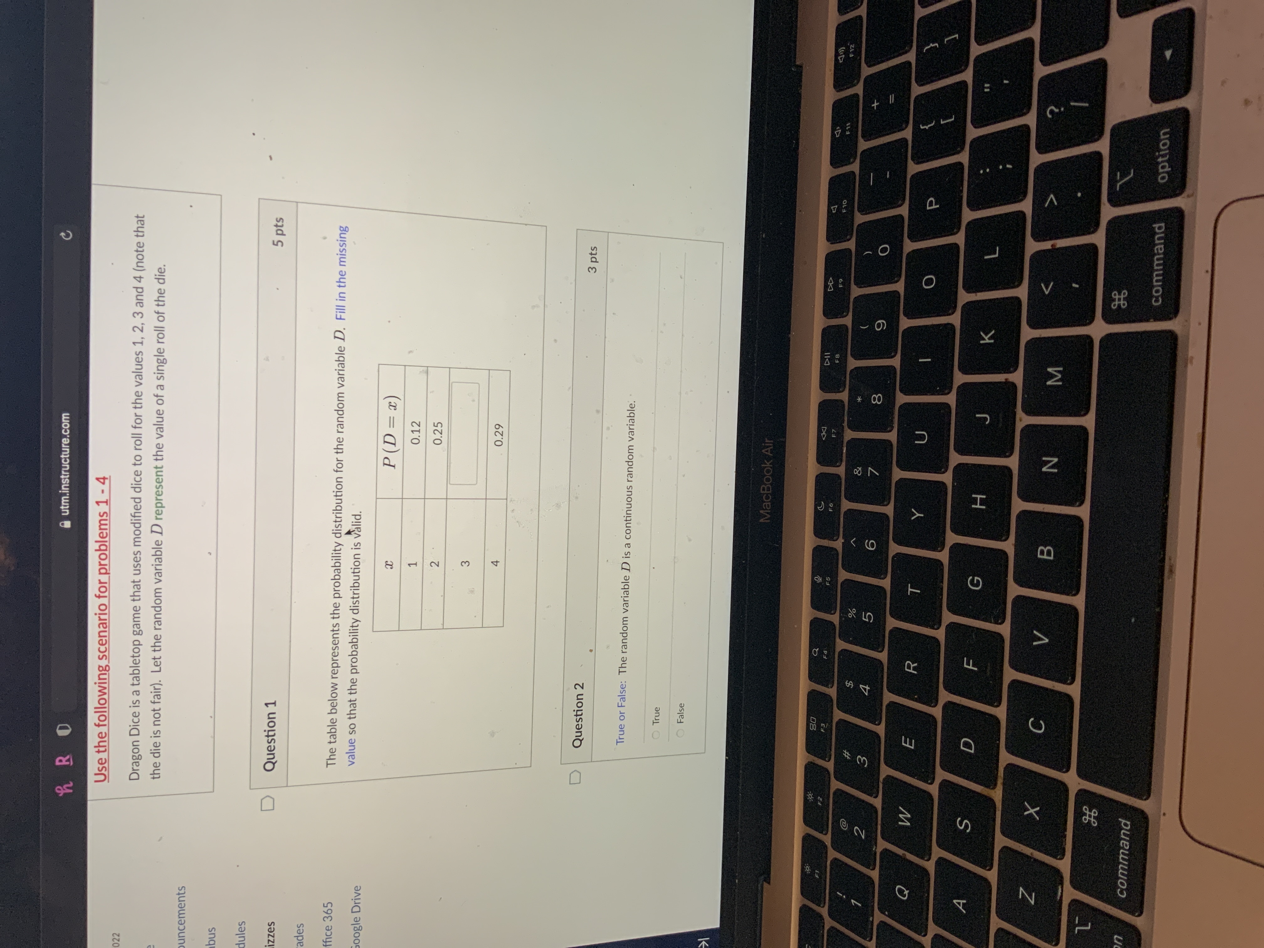 4 022 Dragon Dice is a tabletop game that uses modified dice