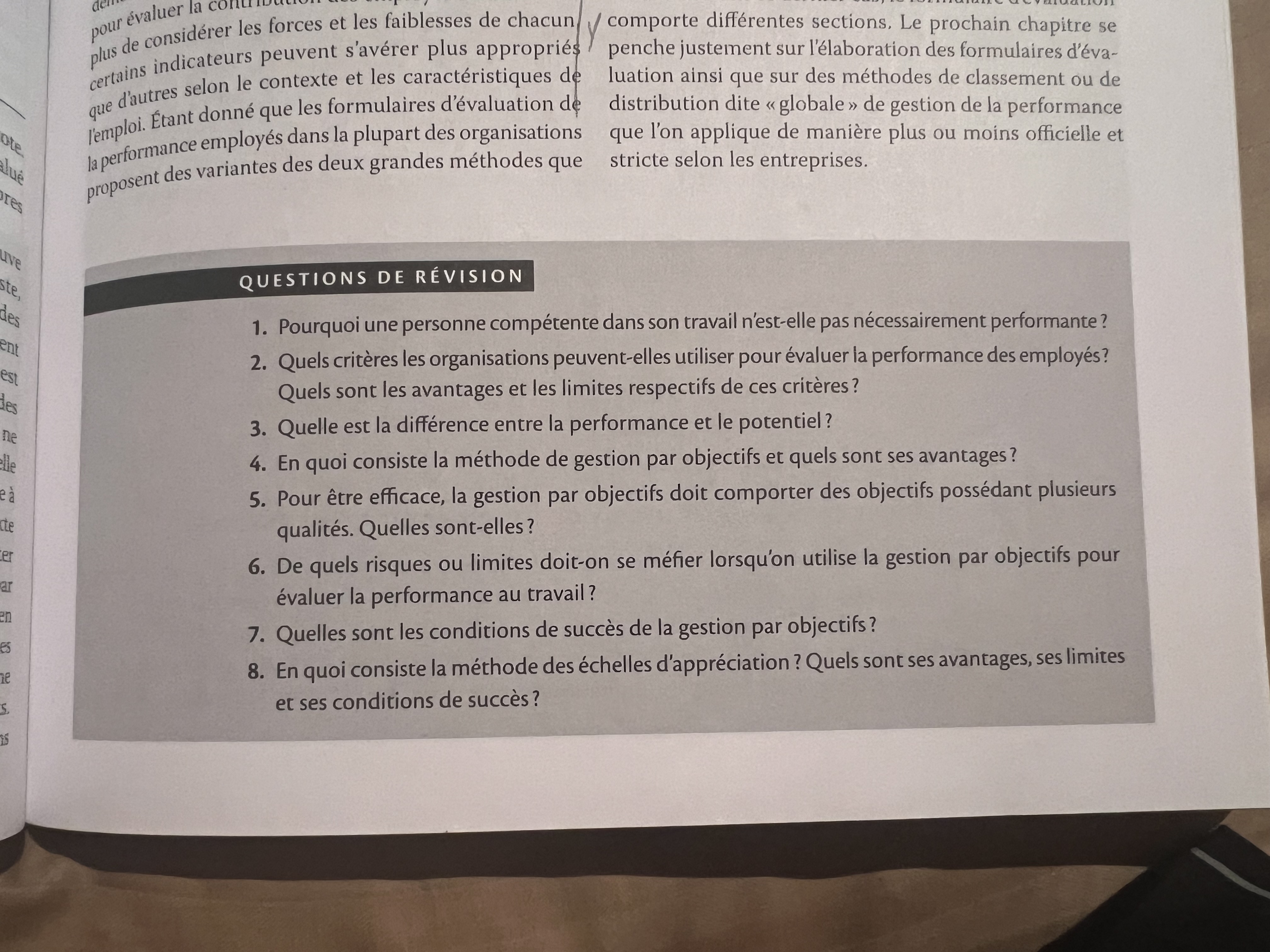 certains indicateurs peuvent saverer plus appropries / penche justement sur l'elaboration des