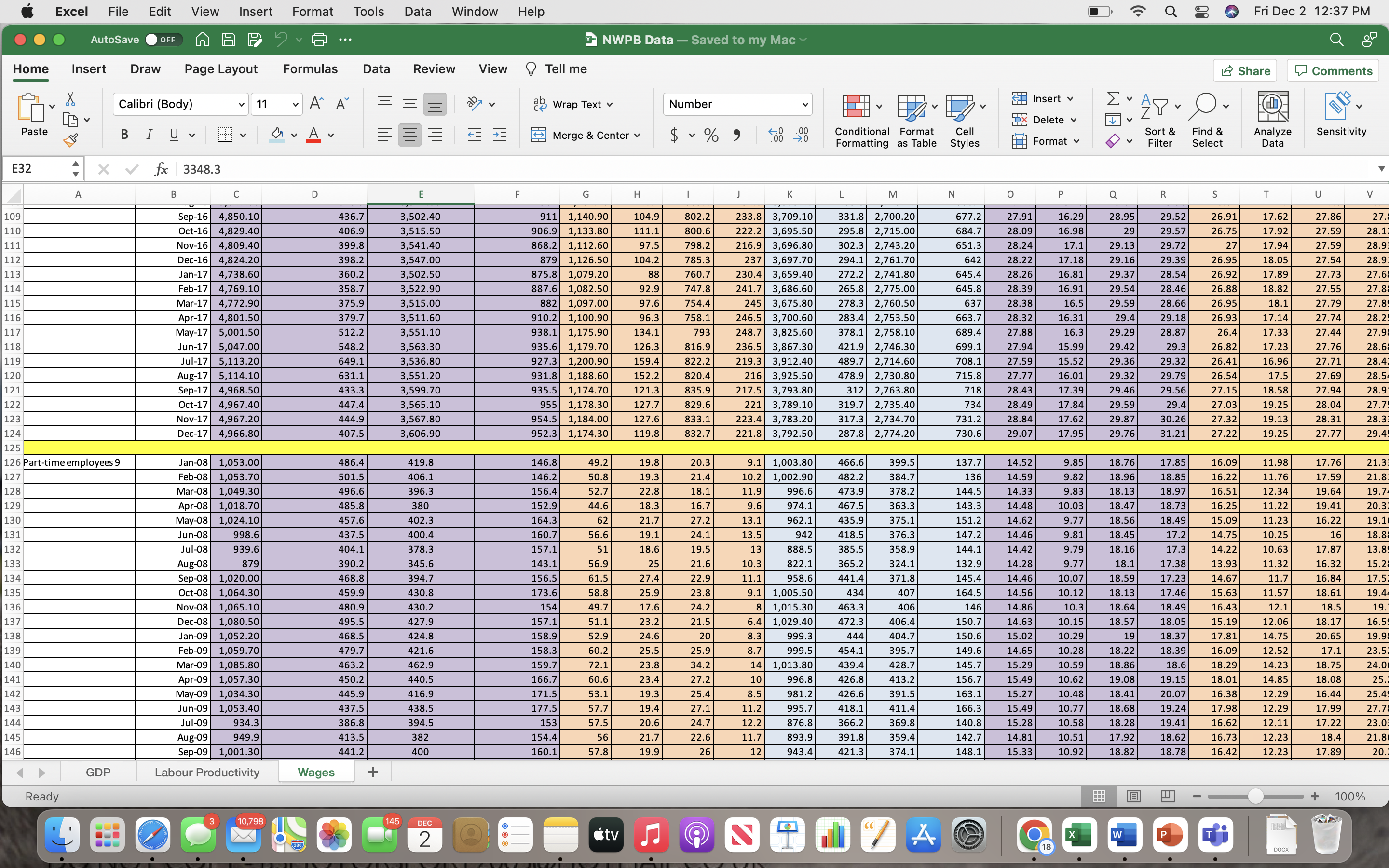 Page Layout Formulas Data Review View Tell me Share Comments Calibri (Body)