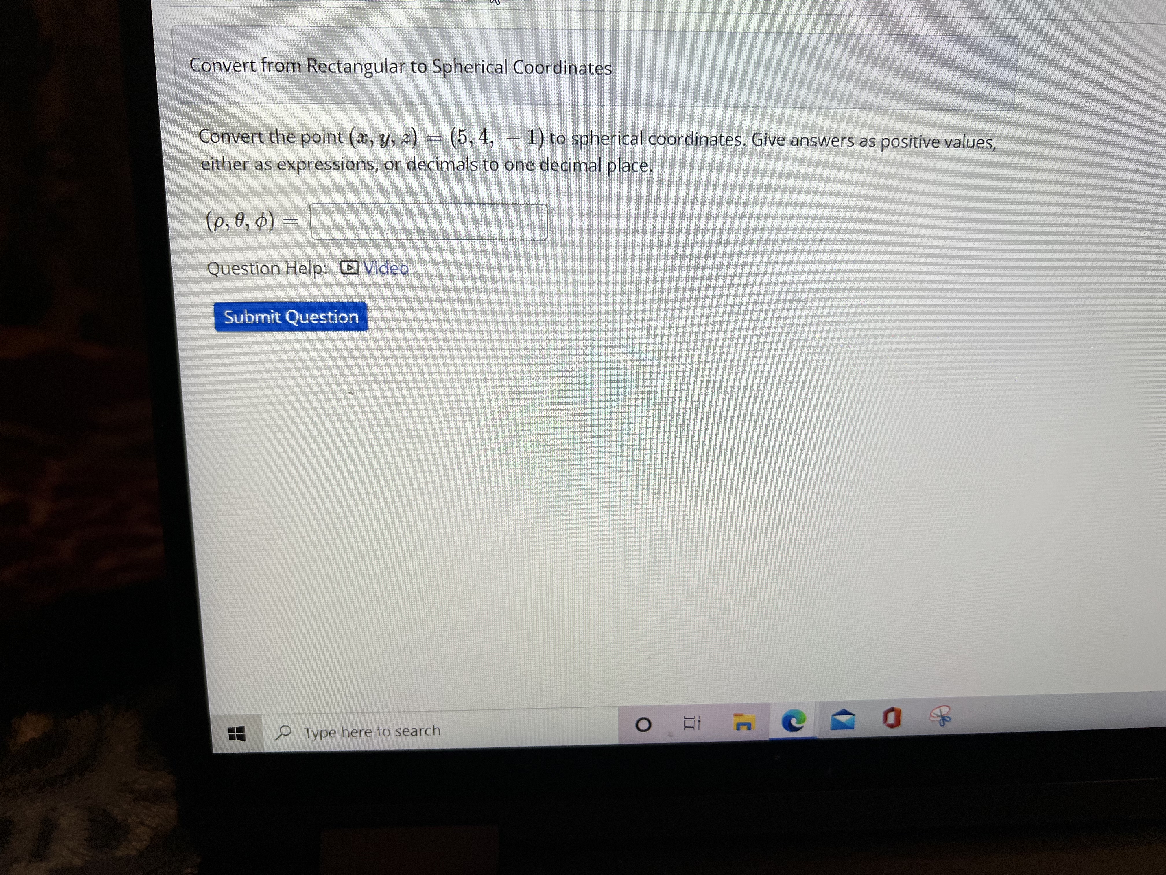 Que C V T ONE Enter your answer as a point. Example:
