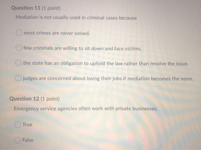 (10 points)Write a brief description of a Data Flow Diagram (DFD).Question 4