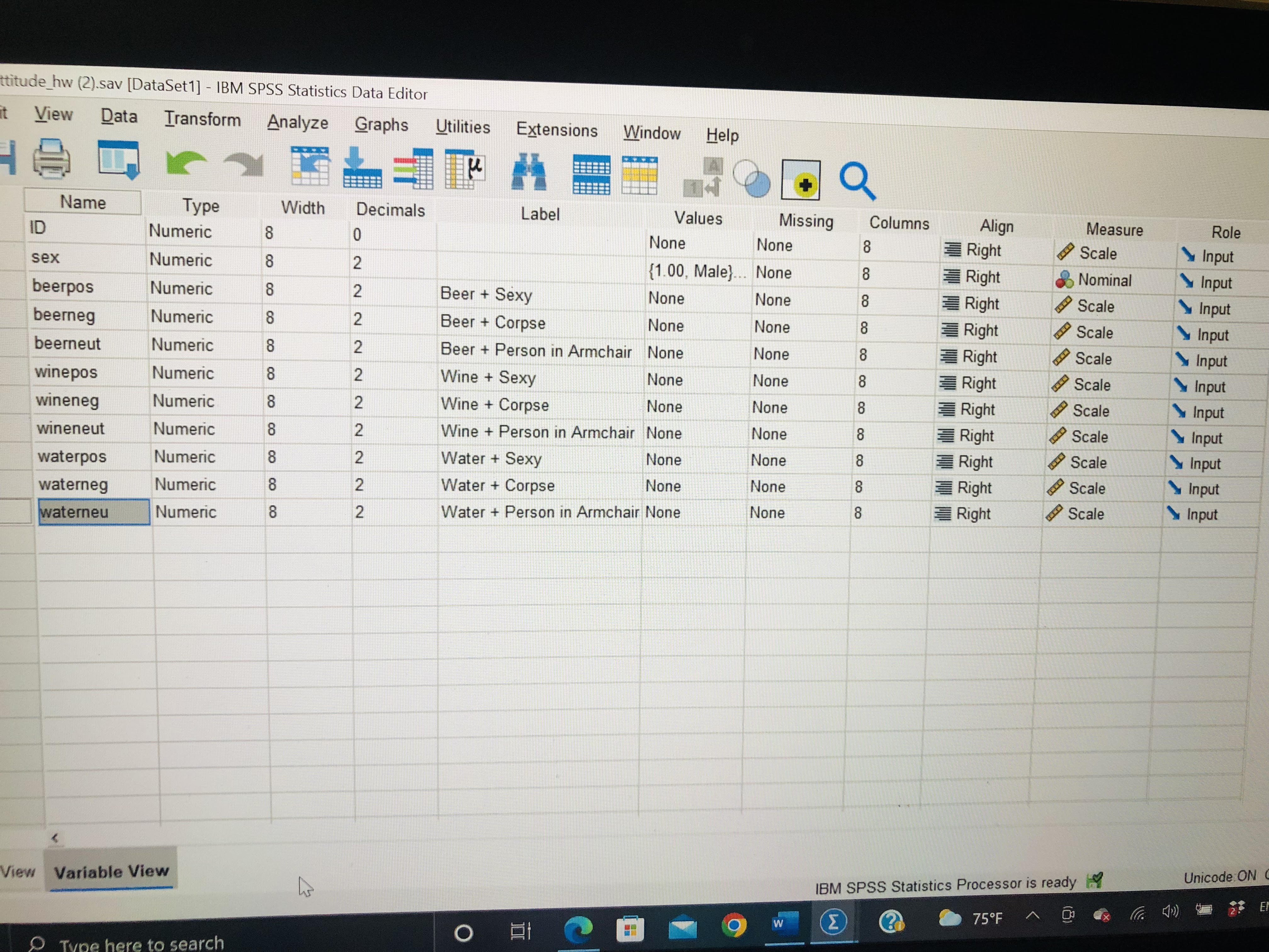  ttitude_hw (2).sav [DataSet1] - IBM SPSS Statistics Data Editor View Data