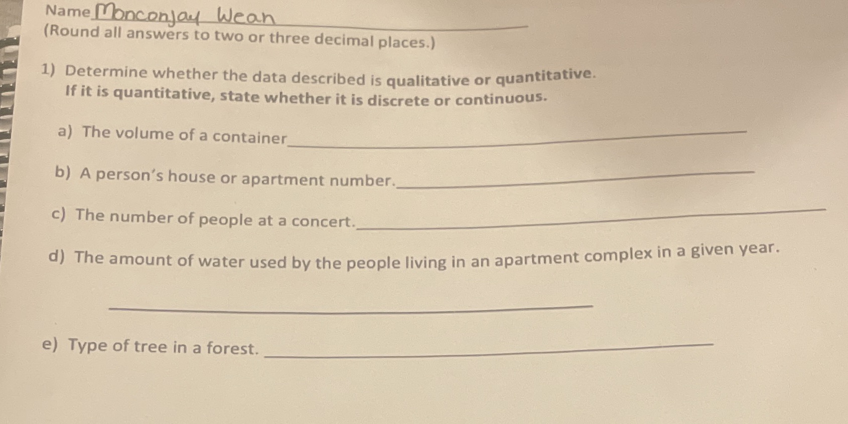 Hey can someone please help me with my math quiz please ?