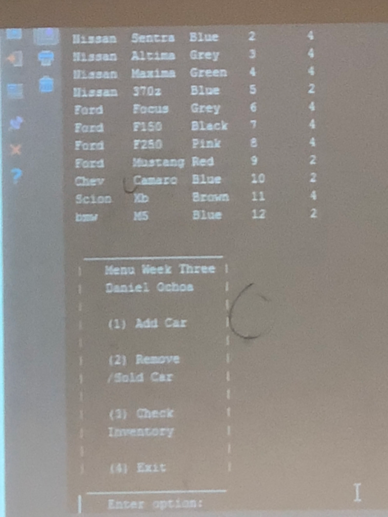 This is a Java. Make an array of 10 cars that has