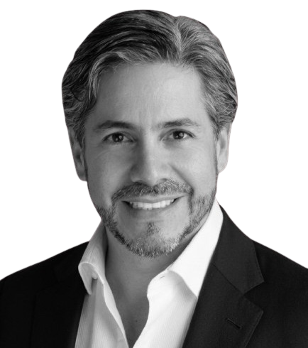 Salim_Manzur__Photo_Ejecutiva_Web_Gray_-removebg-preview.png