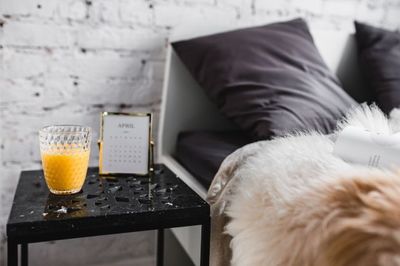 bed, bedroom, home, decor, interior, furniture, table, room, juice, drink, calendar