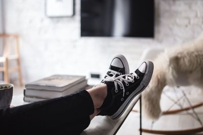 woman, girl, female, magazines, converse, sneakers, footwear, home, relaxation