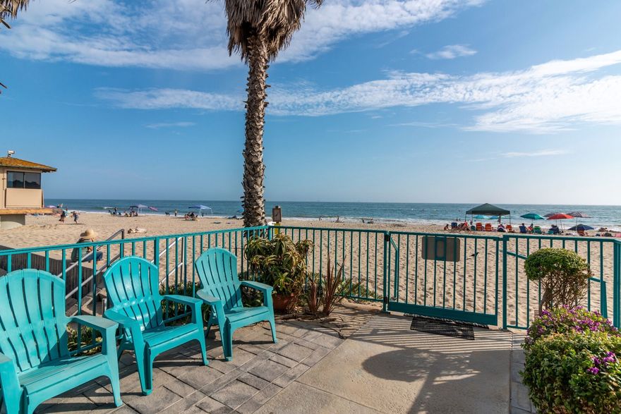 Santa Barbara California beachfront rentals Condo 312 Carpinteria
