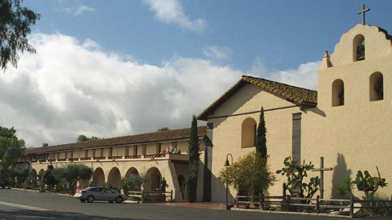<p style="text-align: center;">2. Old Mission Santa Inés</p>