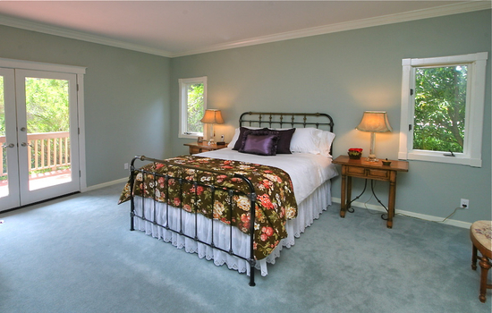 Beautiful & Spacious Townhome - WalkScore 83! Santa Barbara
