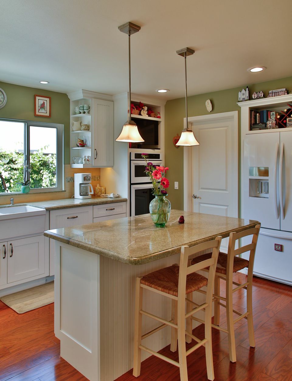 Santa Barbara Traditional Kitchens Hahka Kitchens Goleta