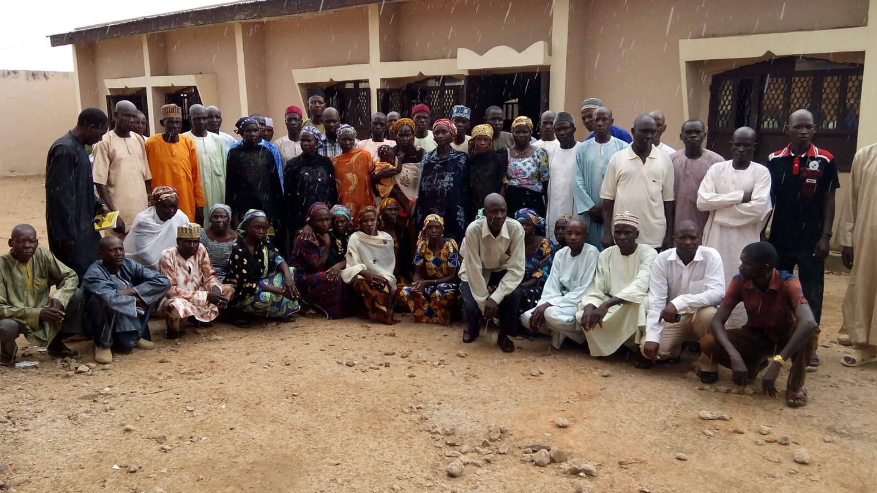 Familiares das meninas sequestradas em Chibok participaram de aconselhamento pós-trauma promovido pela Portas Abertas