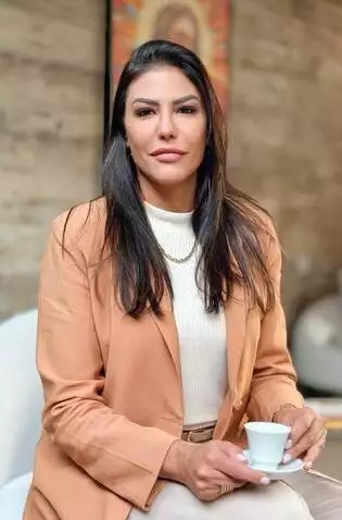Danielle Silva