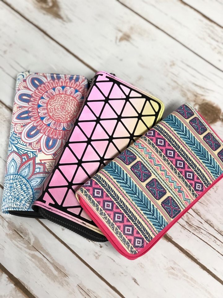 We have some of the cutest Wallets in right now!! Put some money or