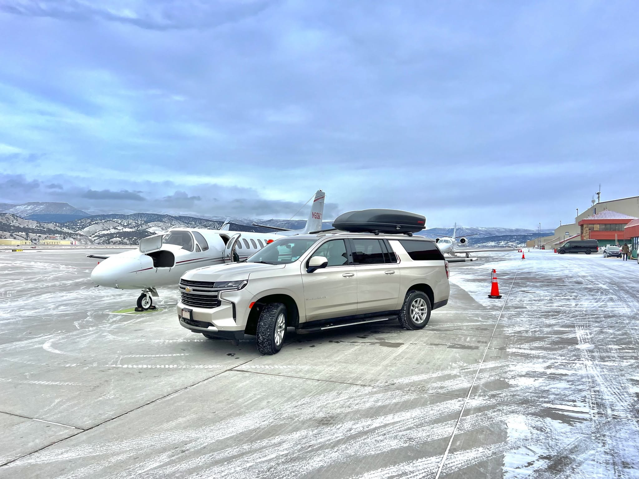 Blue Sky Limo Eagle Airport Shuttle - Eagle, Colorado