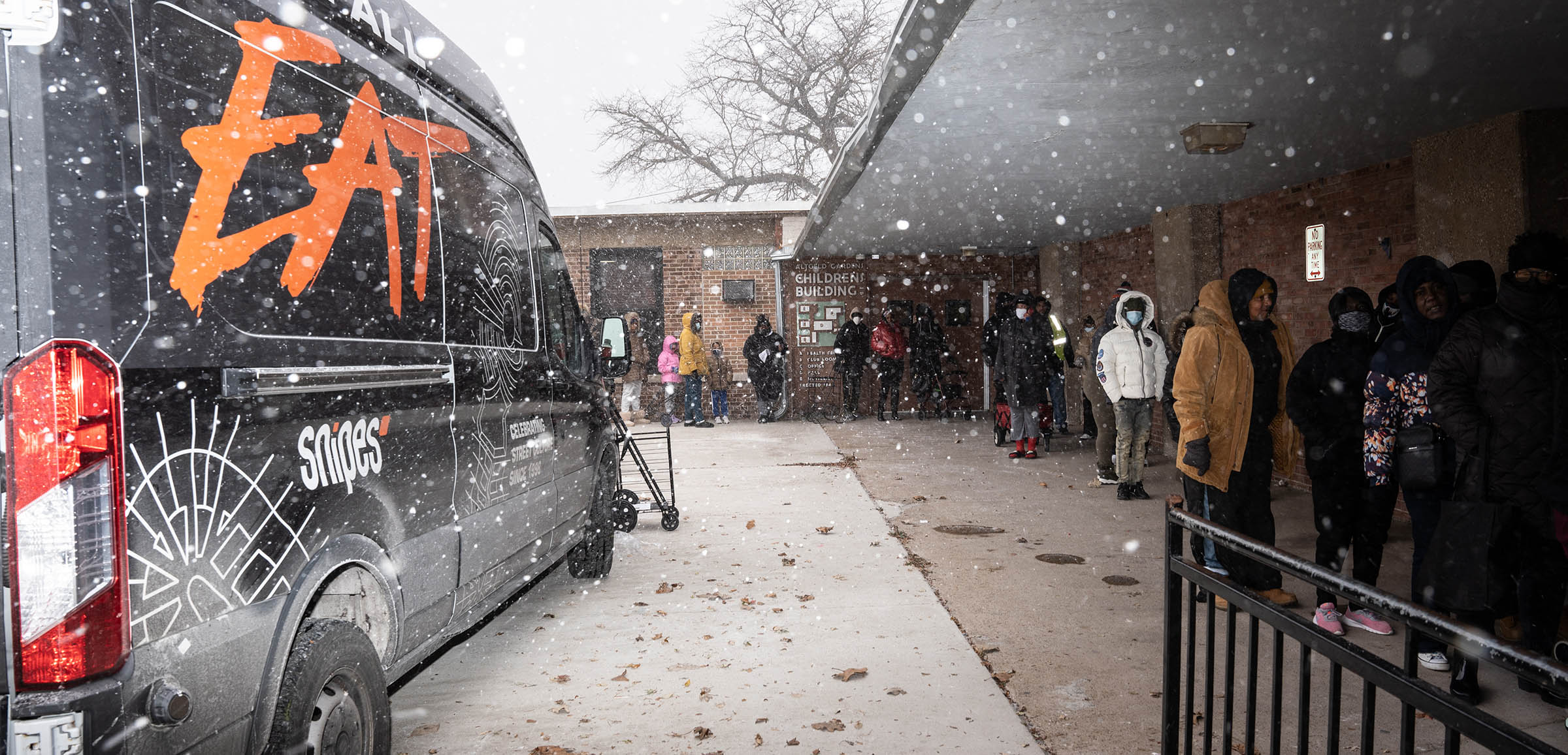 SNIPES X WE ALL EAT &#8211; COOKUNITY