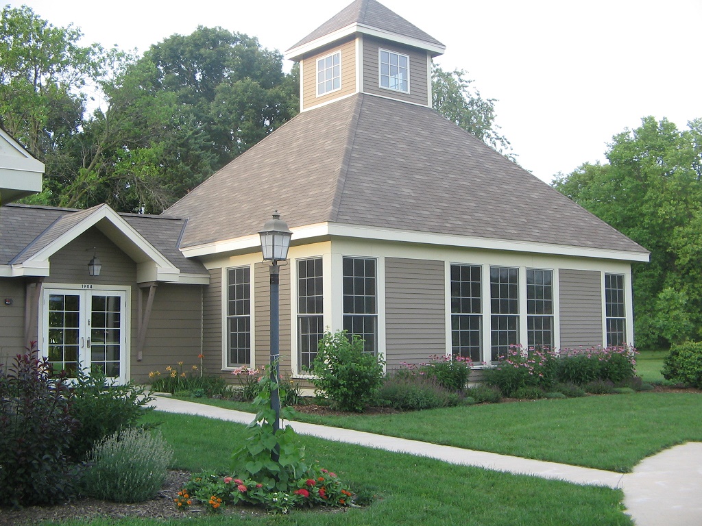 UC Friends Meeting (Quakers) logo