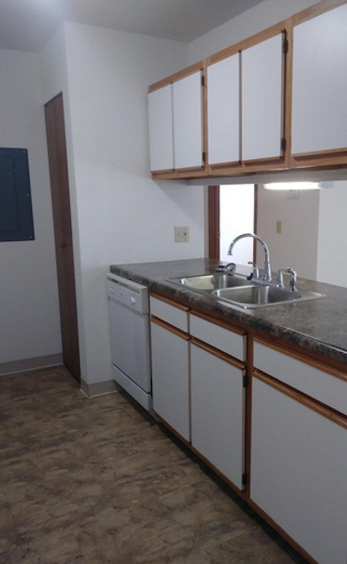 Central Michigan Living: CHURCHILL APARTMENTS | Central Michigan Living