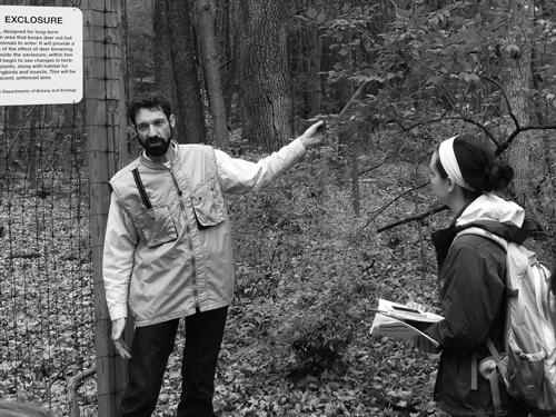 Miami University botany professor David Gorchov speaks to a class about the consequences of invasive species.