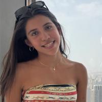 Ximena C.