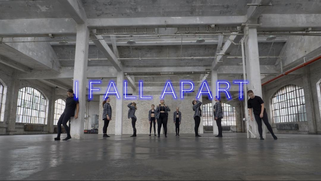 Poster for I Fall Apart