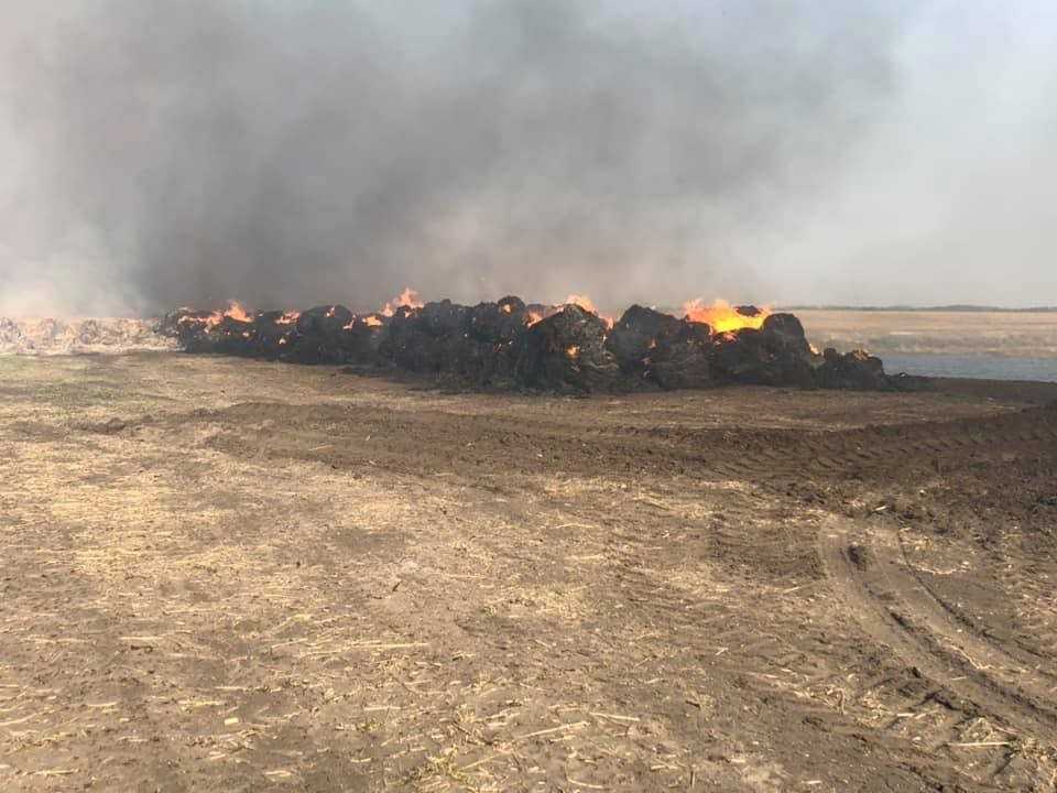 Sixhundred straw bales destroyed during dairy farm fire paNOW