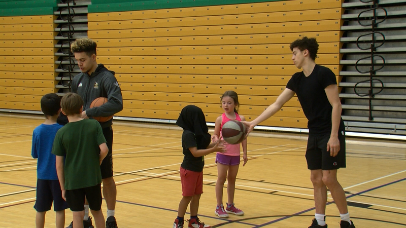 Laing Brothers Coaching Together For The First Time Ever At Unbc Summer Camps Ckpgtoday Ca