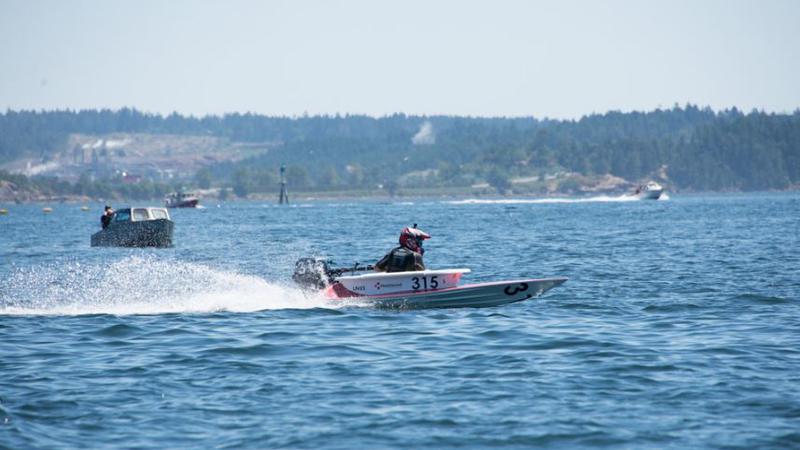 Escort boats needed for Sunday’s bathtub race
